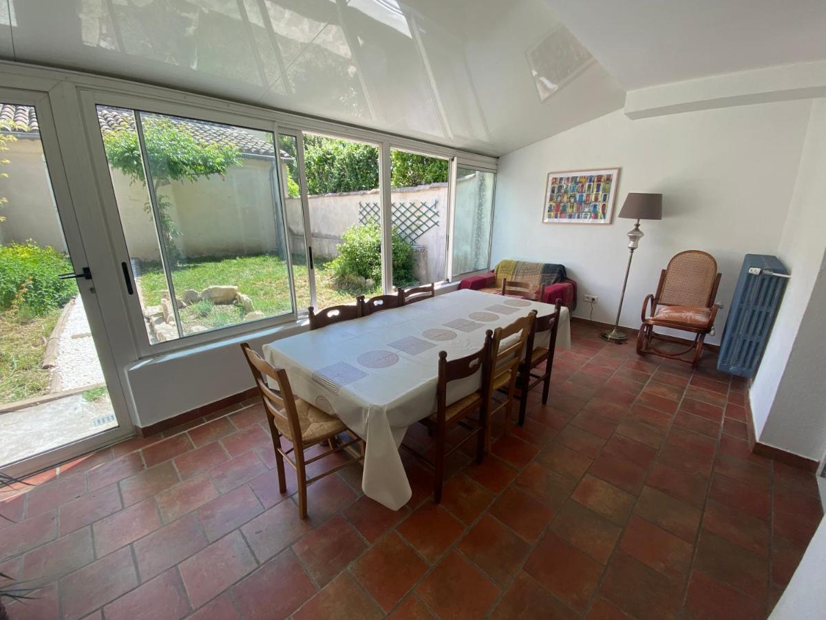 Les Volets Bleus Villa Malaucene Exterior photo